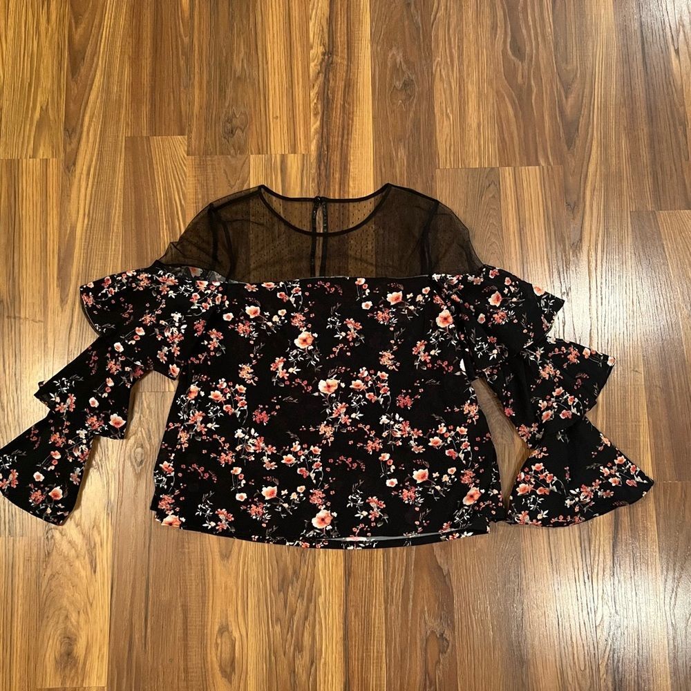 White House Black Market Black Floral Mesh Long Sleeve Top Women’s Size Small
